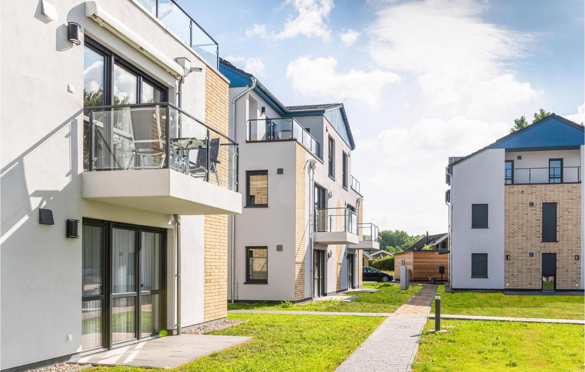 Nice Apartment In Rechlin With House Sea View ภายนอก รูปภาพ